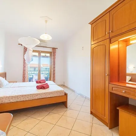 Giannis 12 Apartment *