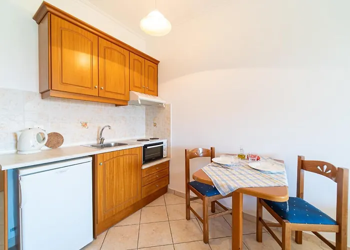 Apartment Giannis 12 *